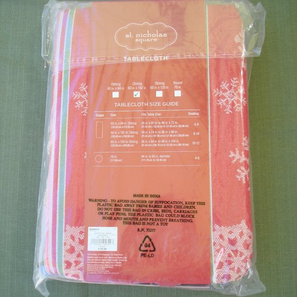 NEW 60" x 102" OBLONG Fabric TABLECLOTH Red Green Christmas Homestead Snowflake - Picture 4 of 11